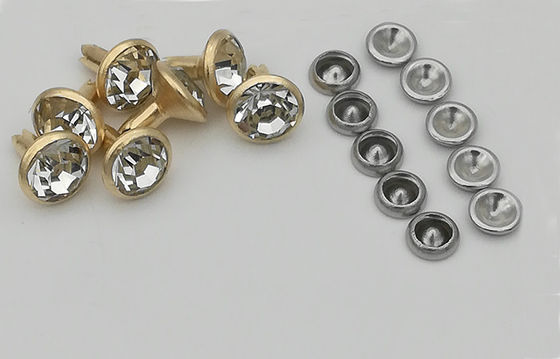 China De uitstekende Metaalschoenveter Eyelets Zilveren Goud Aangepaste Kleur voor Damesschoenen leverancier